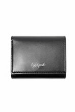 画像をギャラリービューアに読み込む, discord Yohji Yamamoto Tri Folded Compact Wallet / Smooth Cow Skin Leather (BLACK)