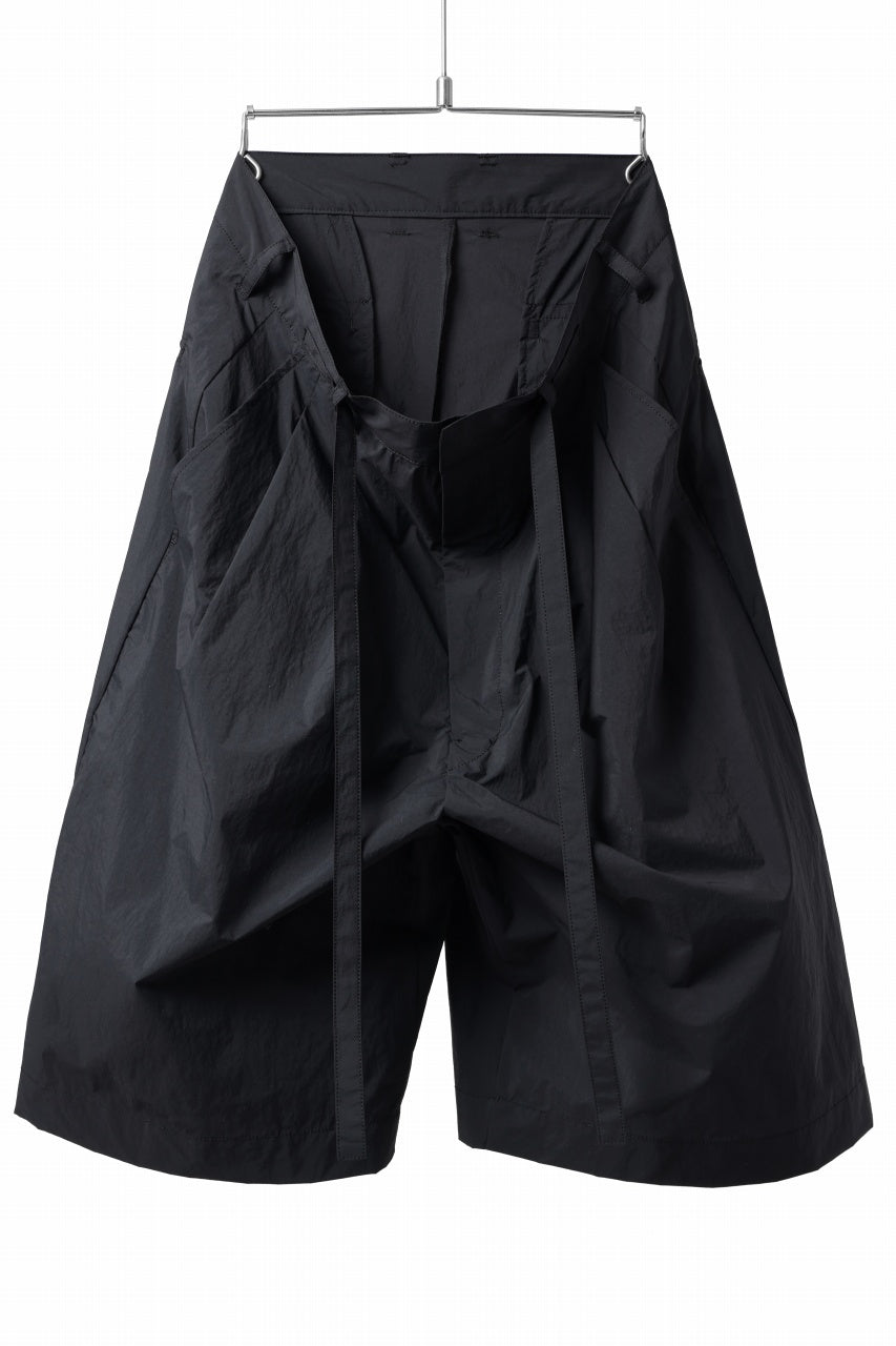 画像をギャラリービューアに読み込む, D-VEC WIDE FLARED SHORTS / W WATER REPELLENT NYLON TAFFETA (NIGHT SEA BLACK)