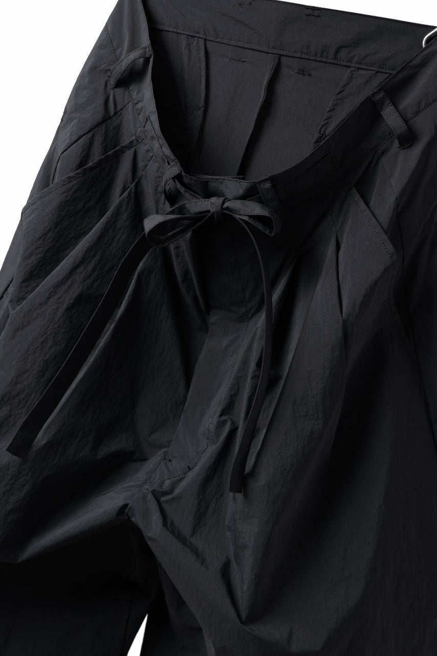 画像をギャラリービューアに読み込む, D-VEC WIDE FLARED SHORTS / W WATER REPELLENT NYLON TAFFETA (NIGHT SEA BLACK)