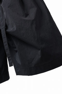画像をギャラリービューアに読み込む, D-VEC WIDE FLARED SHORTS / W WATER REPELLENT NYLON TAFFETA (NIGHT SEA BLACK)