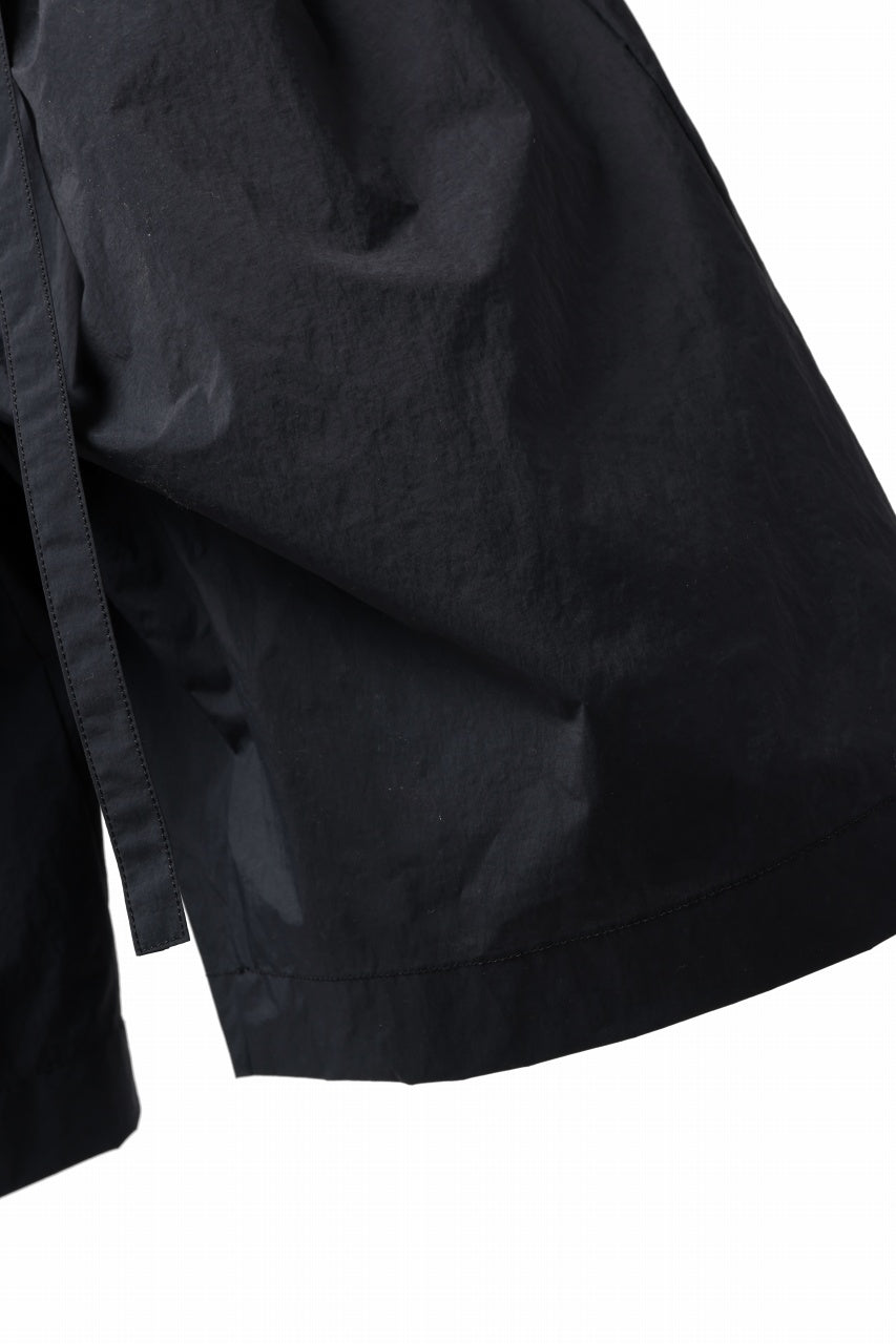 画像をギャラリービューアに読み込む, D-VEC WIDE FLARED SHORTS / W WATER REPELLENT NYLON TAFFETA (NIGHT SEA BLACK)