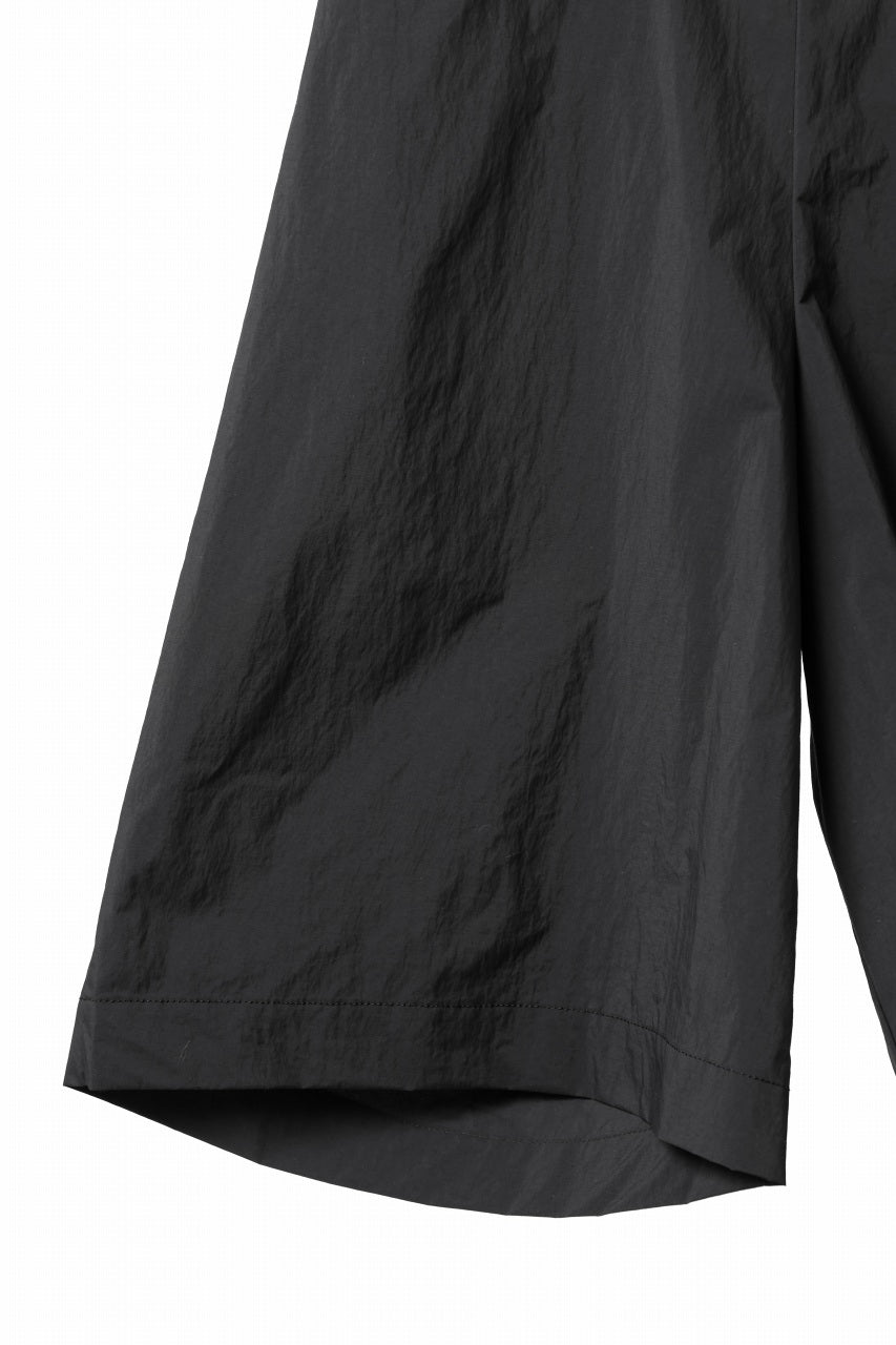 画像をギャラリービューアに読み込む, D-VEC WIDE FLARED SHORTS / W WATER REPELLENT NYLON TAFFETA (NIGHT SEA BLACK)