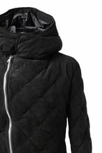 画像をギャラリービューアに読み込む, ISAMU KATAYAMA BACKLASH HOODED DOWN JACKET / KANGAROO REVERSE + POLISH WHITE GOOSE (BLACK)
