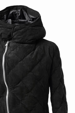 画像をギャラリービューアに読み込む, ISAMU KATAYAMA BACKLASH HOODED DOWN JACKET / KANGAROO REVERSE + POLISH WHITE GOOSE (BLACK)