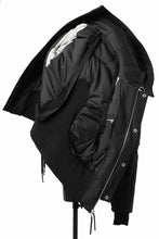 画像をギャラリービューアに読み込む, 11 BY BORIS BIDJAN SABERI HOODIE PADDED JACKET / PRIMALOFT® 200GR "J17-F-1323" (BLACK)
