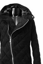 画像をギャラリービューアに読み込む, ISAMU KATAYAMA BACKLASH HOODED DOWN JACKET / KANGAROO REVERSE + POLISH WHITE GOOSE (BLACK)
