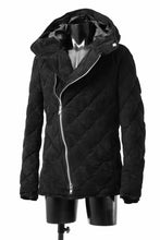 画像をギャラリービューアに読み込む, ISAMU KATAYAMA BACKLASH HOODED DOWN JACKET / KANGAROO REVERSE + POLISH WHITE GOOSE (BLACK)