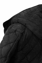 画像をギャラリービューアに読み込む, ISAMU KATAYAMA BACKLASH HOODED DOWN JACKET / KANGAROO REVERSE + POLISH WHITE GOOSE (BLACK)