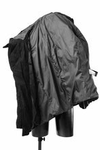 画像をギャラリービューアに読み込む, ISAMU KATAYAMA BACKLASH HOODED DOWN JACKET / KANGAROO REVERSE + POLISH WHITE GOOSE (BLACK)