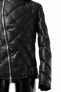 Load image into Gallery viewer, ISAMU KATAYAMA BACKLASH HOODED DOWN BLOUSON / LUXURY STEER + POLISH WHITE GOOSE (BLACK)
