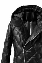 画像をギャラリービューアに読み込む, ISAMU KATAYAMA BACKLASH HOODED DOWN JACKET / LUXURY STEER + POLISH WHITE GOOSE (BLACK)