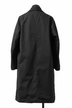 Load image into Gallery viewer, CAPERTICA REVERSIBLE MAC COAT / WASHABLE WOOL GABA & VENTILE COTTON WEATHER (BLACK NAVY)