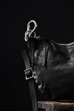 Load image into Gallery viewer, ISAMU KATAYAMA BACKLASH 2WAY BAM FLAP BAG / ITALY SHOULDER OBJECT DYED (BLACK)