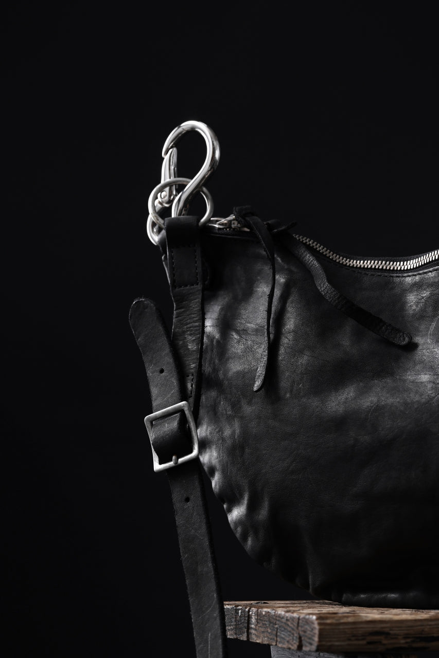 Load image into Gallery viewer, ISAMU KATAYAMA BACKLASH 2WAY BAM FLAP BAG / ITALY SHOULDER OBJECT DYED (BLACK)