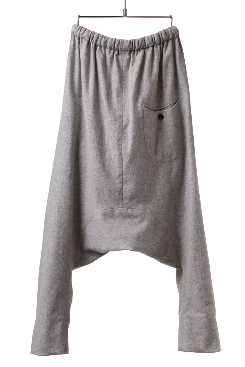 画像をギャラリービューアに読み込む, SOSNOVSKA CASHMERE WHITENED PANTS (LIGHT GREY)