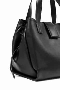 画像をギャラリービューアに読み込む, discord Yohji Yamamoto Gusset Diaphragm Tote Bag (M) / Smooth Cow Leather (BLACK)