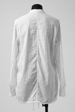 Load image into Gallery viewer, daub STRIPE LONG SHIRT / WASHED SOFT TWILL (WHITE)