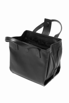 画像をギャラリービューアに読み込む, discord Yohji Yamamoto Gusset Diaphragm Tote Bag (M) / Smooth Cow Leather (BLACK)