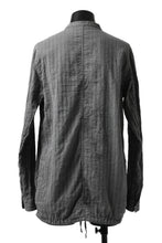 Load image into Gallery viewer, daub STRIPE LONG SHIRT / COLD DYED SOFT TWILL (GREY)