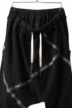 Load image into Gallery viewer, FIRST AID TO THE INJURED DATUM SHORTS / WAFFEL + SEAM TAPED (BLACK)