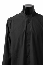 Load image into Gallery viewer, daub LONG SLEEVE SHIRT / DYED COTTON BROAD (BLACK)