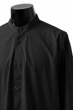 Load image into Gallery viewer, daub LONG SLEEVE SHIRT / DYED COTTON BROAD (BLACK)