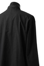 Load image into Gallery viewer, daub LONG SLEEVE SHIRT / DYED COTTON BROAD (BLACK)