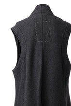 画像をギャラリービューアに読み込む, SOSNOVSKA ASYMMETRICAL WAISTCOAT (GREY)