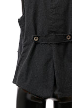 画像をギャラリービューアに読み込む, SOSNOVSKA CASHMERE WASHED VEST (BLACK)