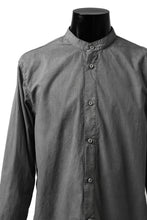 Load image into Gallery viewer, daub LONG SLEEVE SHIRT / COLD DYED COTTON BROAD (GREY)