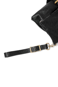 画像をギャラリービューアに読み込む, ierib Folded Clutch Bag with Hand Strap / FVT Oiled Horse (BLACK)