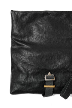 画像をギャラリービューアに読み込む, ierib Folded Clutch Bag with Hand Strap / FVT Oiled Horse (BLACK)