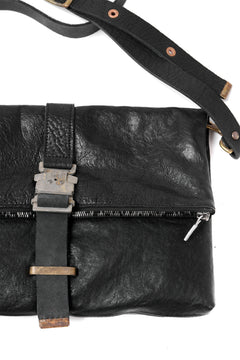 画像をギャラリービューアに読み込む, ierib exclusive Folded Clutch Bag with Shoulder Strap / FVT Oiled Horse (BLACK)