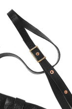 画像をギャラリービューアに読み込む, ierib exclusive Folded Clutch Bag with Shoulder Strap / FVT Oiled Horse (BLACK)