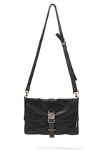 画像をギャラリービューアに読み込む, ierib exclusive Folded Clutch Bag with Shoulder Strap / FVT Oiled Horse (BLACK)