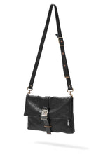 画像をギャラリービューアに読み込む, ierib exclusive Folded Clutch Bag with Shoulder Strap / FVT Oiled Horse (BLACK)