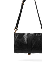 画像をギャラリービューアに読み込む, ierib exclusive Folded Clutch Bag with Shoulder Strap / FVT Oiled Horse (BLACK)