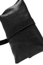 画像をギャラリービューアに読み込む, ierib Folded Clutch Bag with Hand Strap / FVT Oiled Horse (BLACK)