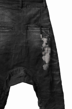 画像をギャラリービューアに読み込む, BORIS BIDJAN SABERI DROP CROTCH SLIM PANTS / STONE WASHED & USED EFFECT & BODY MOLDED "P23-F1603K" (BLACK DENIM)