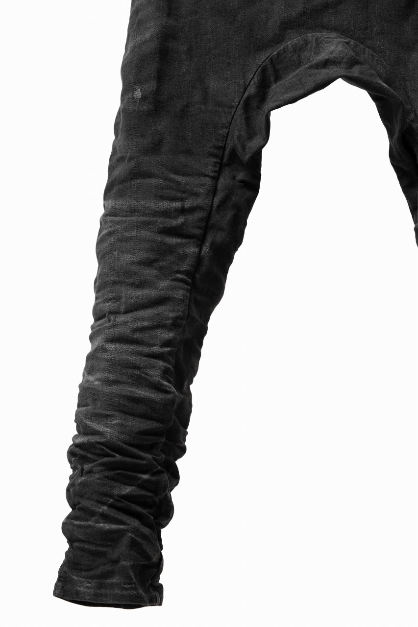 画像をギャラリービューアに読み込む, BORIS BIDJAN SABERI DROP CROTCH SLIM PANTS / STONE WASHED &amp; USED EFFECT &amp; BODY MOLDED &quot;P23-F1603K&quot; (BLACK DENIM)