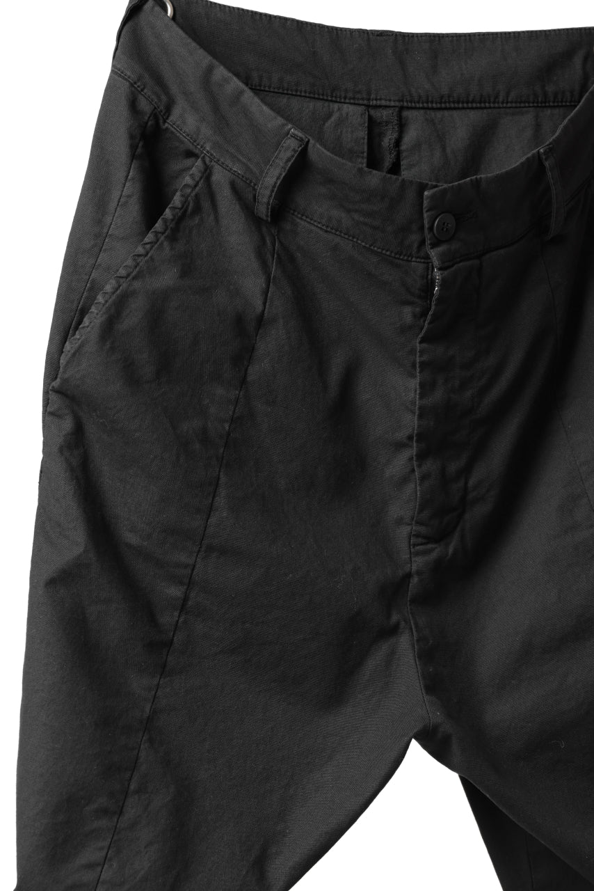 Load image into Gallery viewer, daub CENTRAL SEAM BUTTONS CLOSURE PANTS / DYED STRETCH SOFT COTTON (BLACK)
