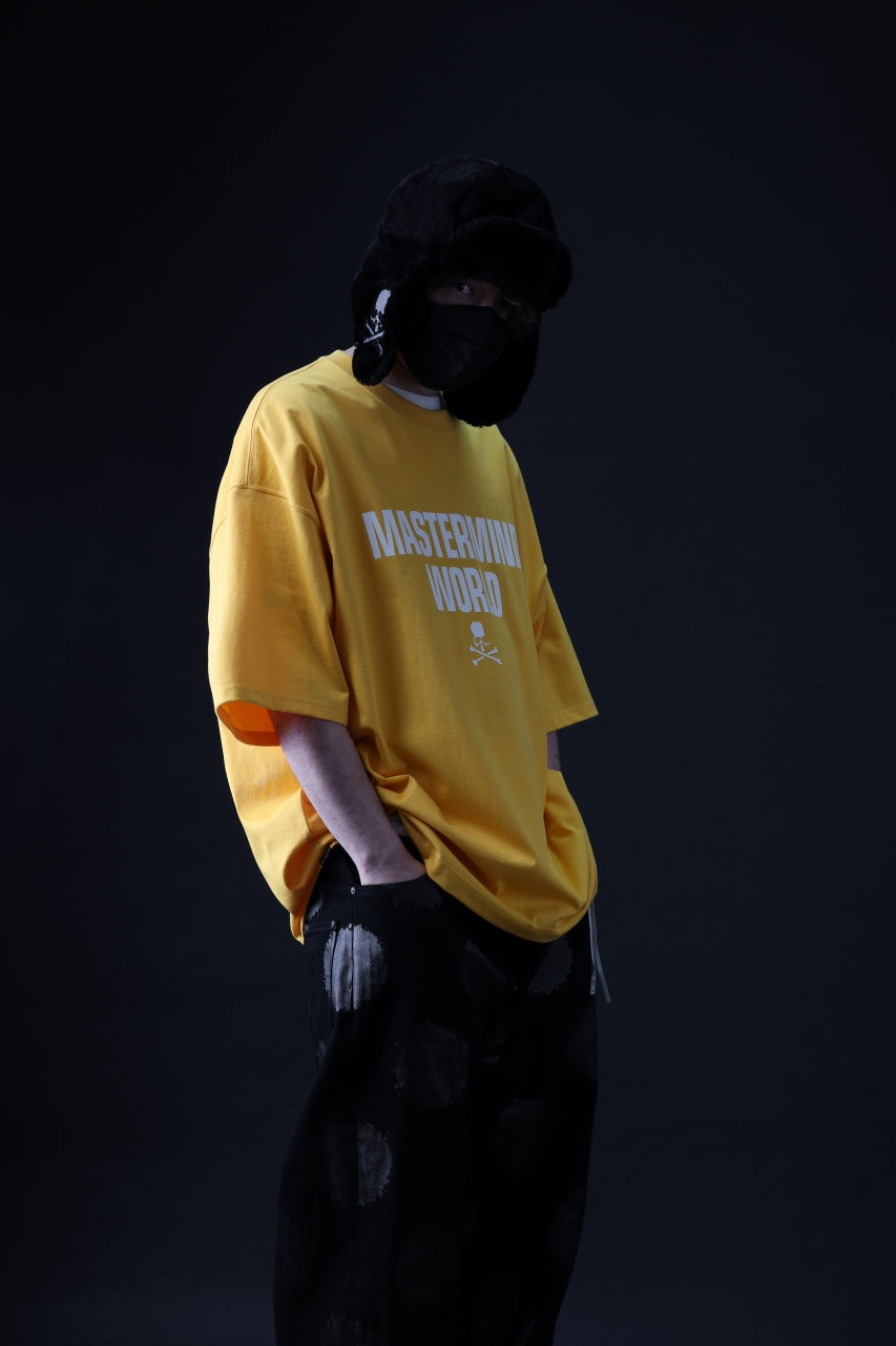 Load image into Gallery viewer, mastermind WORLD JUSTICE TEE / BOXY FIT (YELLOW)