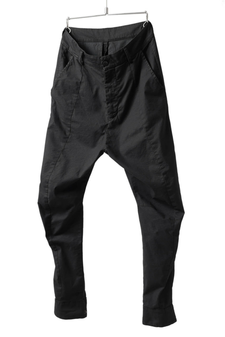 Load image into Gallery viewer, daub CENTRAL SEAM BUTTONS CLOSURE PANTS / DYED STRETCH SOFT COTTON (BLACK)