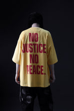 Load image into Gallery viewer, mastermind WORLD JUSTICE TEE / BOXY FIT (YELLOW)
