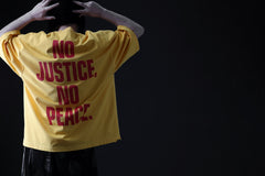 Load image into Gallery viewer, mastermind WORLD JUSTICE TEE / BOXY FIT (YELLOW)
