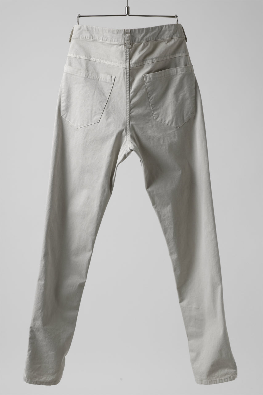 Load image into Gallery viewer, daub ERGONOMIC SKINNY PANTS / DYED STRETCH LIGHT COTTON (SAND)