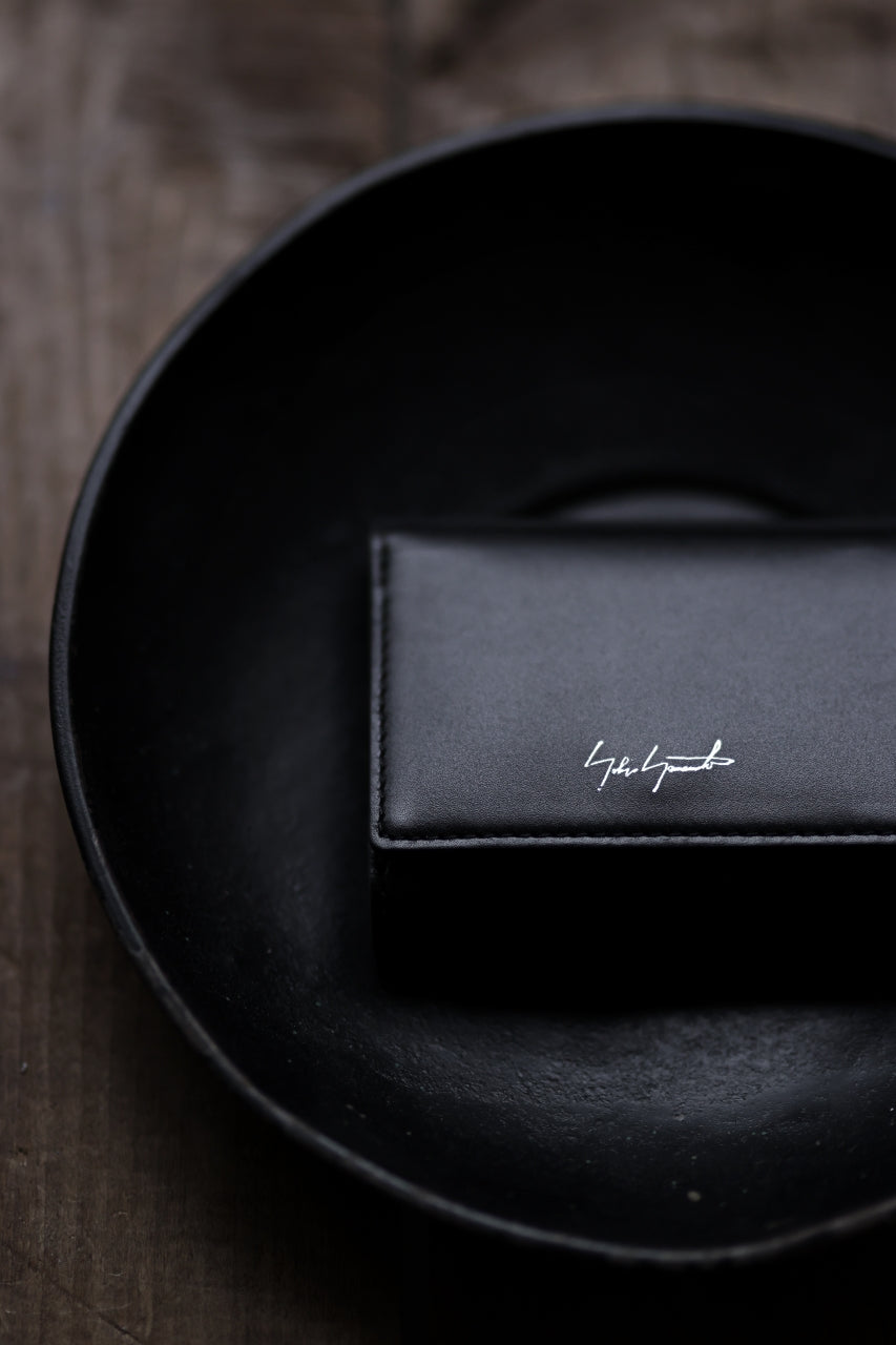 画像をギャラリービューアに読み込む, discord Yohji Yamamoto Tri Folded Compact Wallet / Smooth Cow Skin Leather (BLACK)