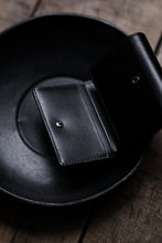 画像をギャラリービューアに読み込む, discord Yohji Yamamoto Tri Folded Compact Wallet / Smooth Cow Skin Leather (BLACK)