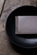 画像をギャラリービューアに読み込む, discord Yohji Yamamoto Money Clip Wallet / Soft Cow Skin Leather (BEIGE)