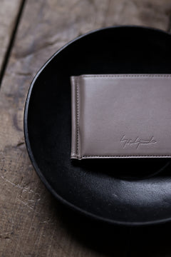 画像をギャラリービューアに読み込む, discord Yohji Yamamoto Money Clip Wallet / Soft Cow Skin Leather (BEIGE)
